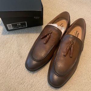 Men’s dress shoes.  Size 10
